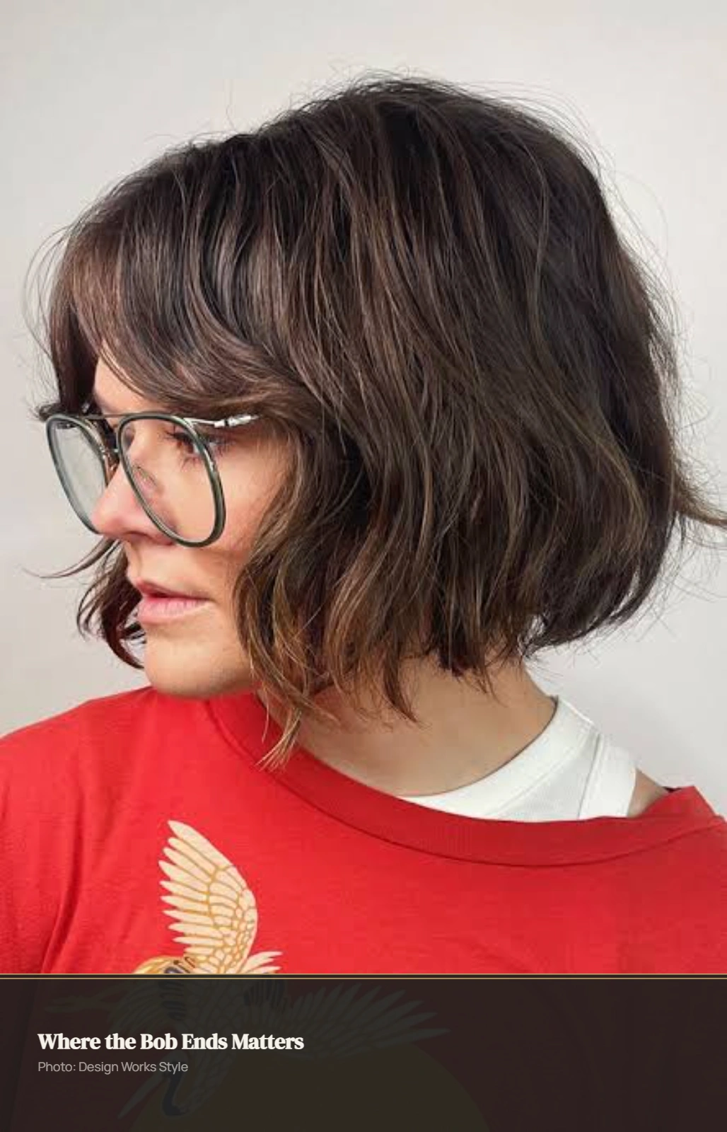 Wavy chin-length bob with soft layers and natural movement through the ends