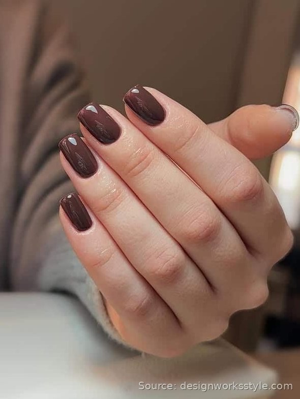 Glossy espresso brown November nails on short square nails